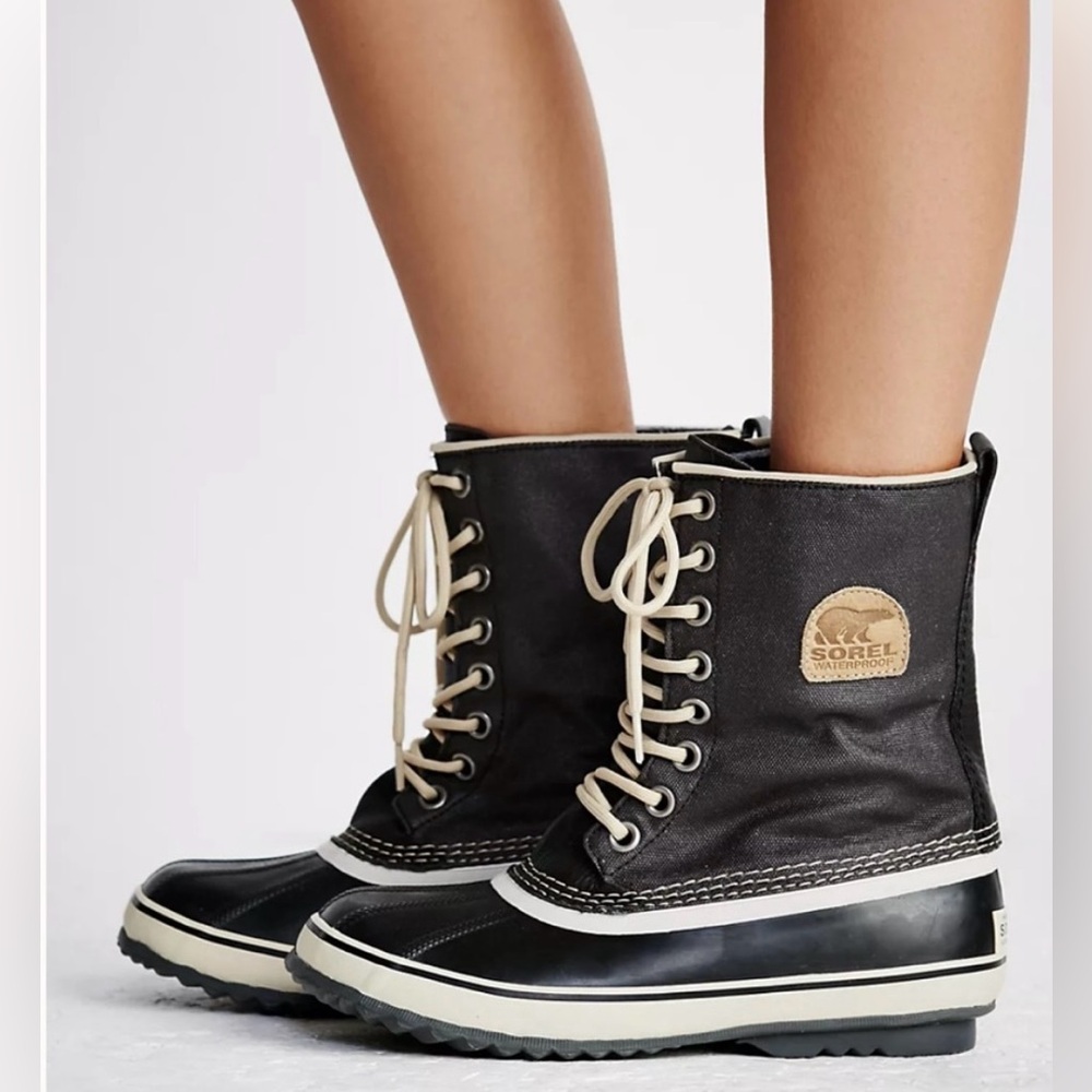 Women's Sorel 1964 Premium CVS Black Snow Boot in Black/Fossil. Size 7.